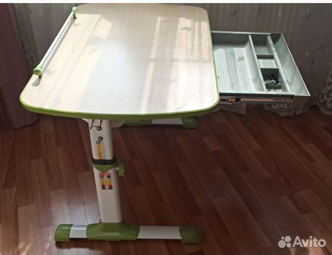 Детский стол