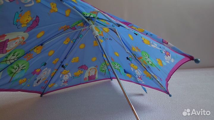 Зонт сломанный