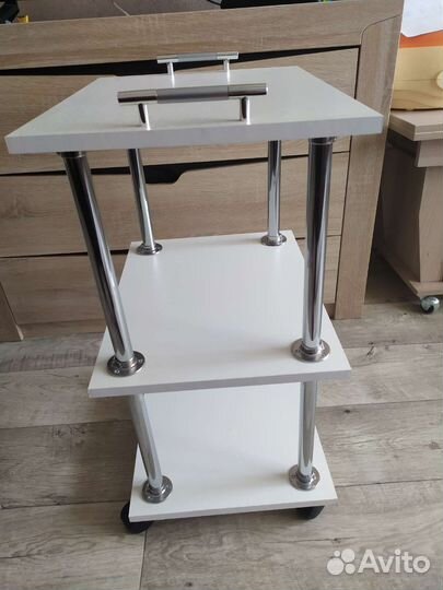 Полочка столик на колёсиках, новая