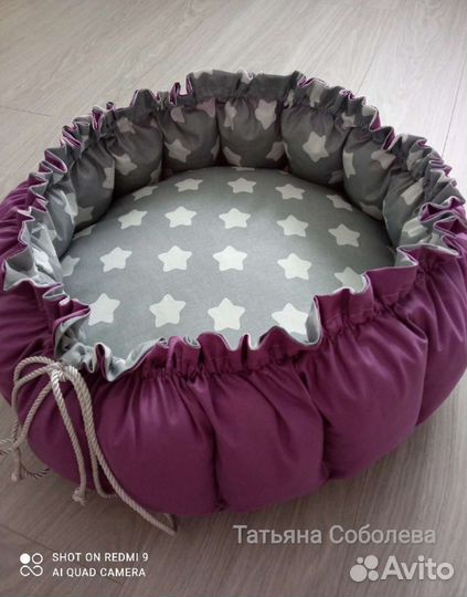 Лежанка для собак и кошек