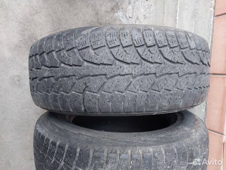 Hankook Winter RW06 235/60 R16 100T