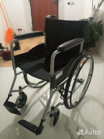 Инвалидная коляска