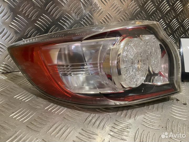 Фонарь задний наружный левый Mazda Mazda 3 BL 2008