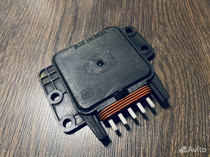 Модуль зажиганиия GM 16052391