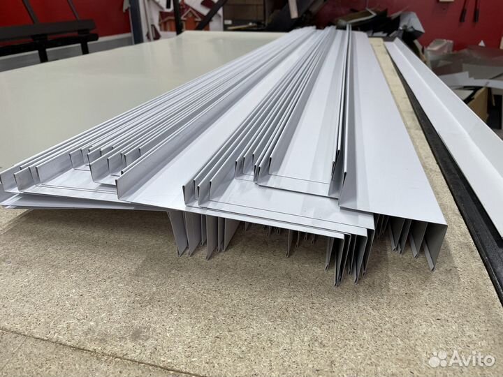 Отлив, оконный отлив, цокольный откосы- нащельники