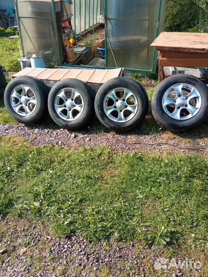 Колеса на ниву летние r15