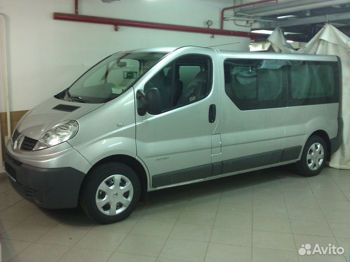 Лобовое стекло Рено Трафик / Опель Виваро