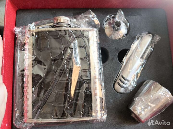 Подарочный набор для мужчин фляга