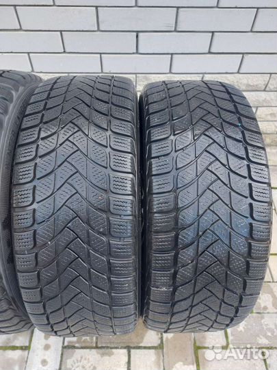 Landsail Winter Lander 215/50 R17 95H