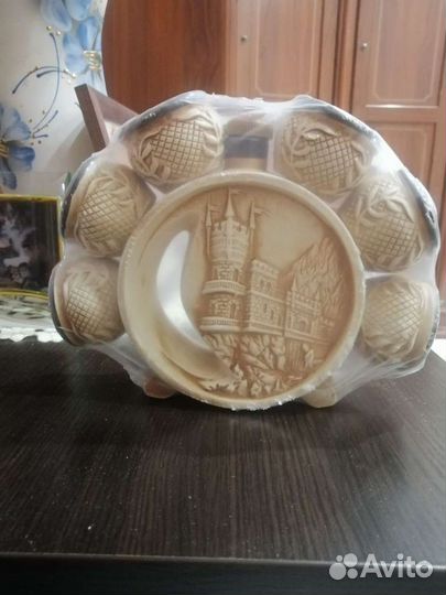 Графин с рюмками