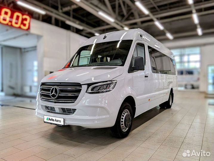 Туристический автобус Mercedes-Benz Sprinter, 2024