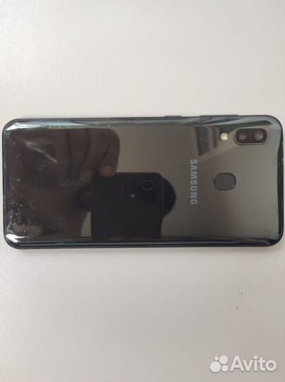 Samsung Galaxy A20, 3/32 ГБ