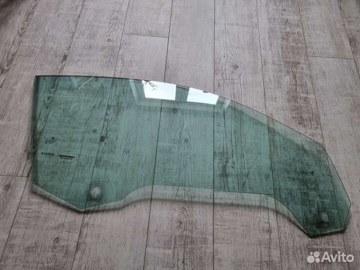 Стекло правое G14 G15 F91 F92