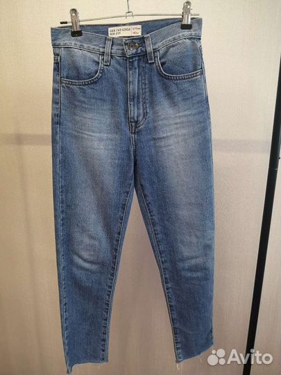 Джинсы для девочки