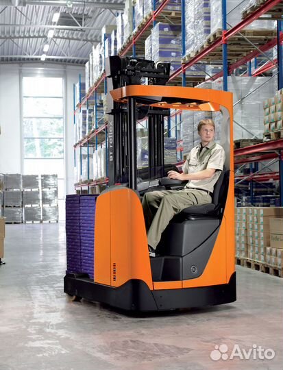 Водитель погрузчика / ричтрак / карщик 8 часов