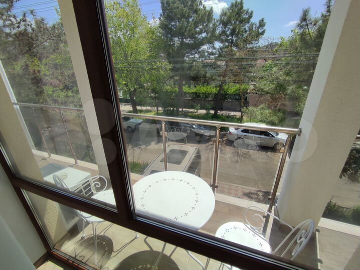 2-к. квартира, 60 м², 2/3 эт.