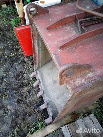 Ковш на трактор
