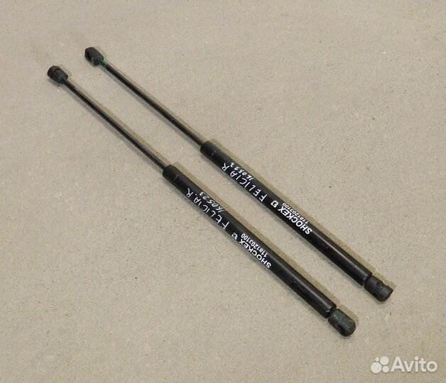 Амортизатор багажника Skoda Felicia