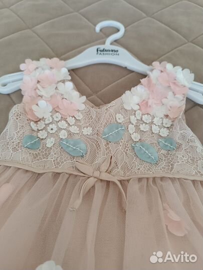 Платье нарядное