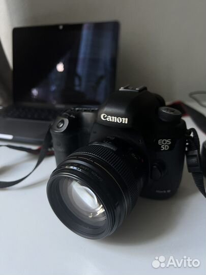 Зеркальный фотоаппарат canon 5D mark III