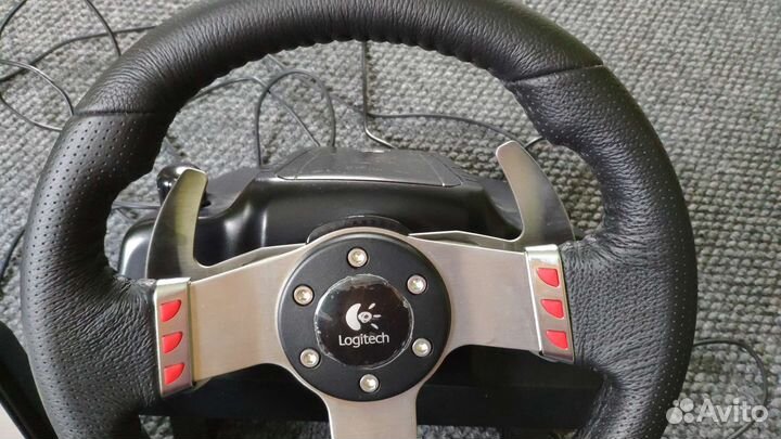 Руль Logitech G27 Driving Force