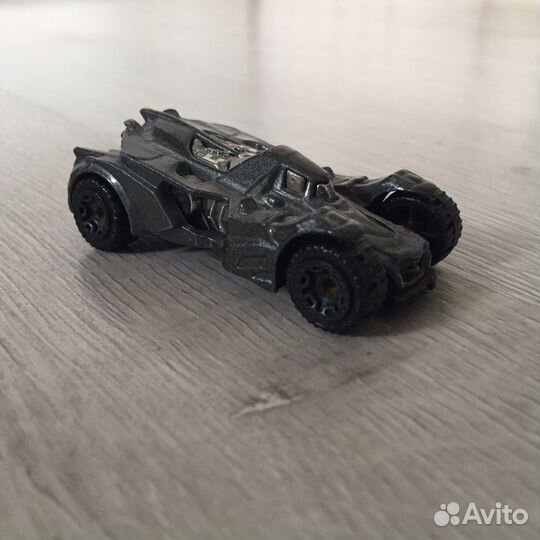 Hot wheels batmobile