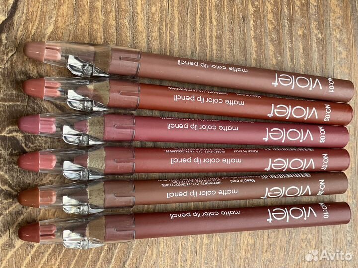 Карандаш для губ новый