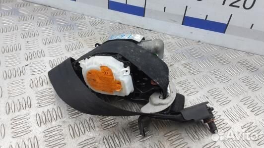 Ремень безопасности с пиропатроном сиденья передне