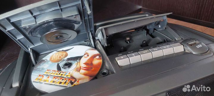 Магнитофон