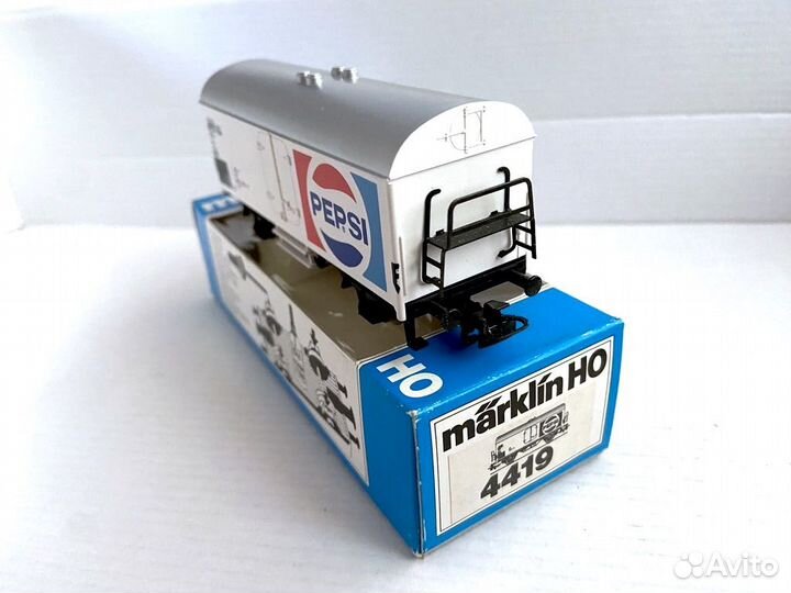 Вагон грузовой - рефрижератор Marklin H0 4419