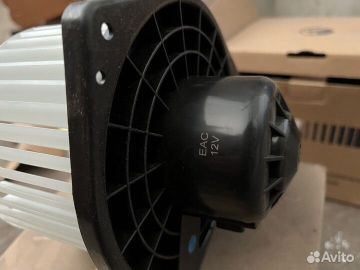 Вентилятор отопителя салон Citroen, Peugeot 4007