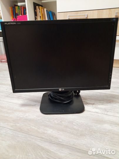 Монитор LG