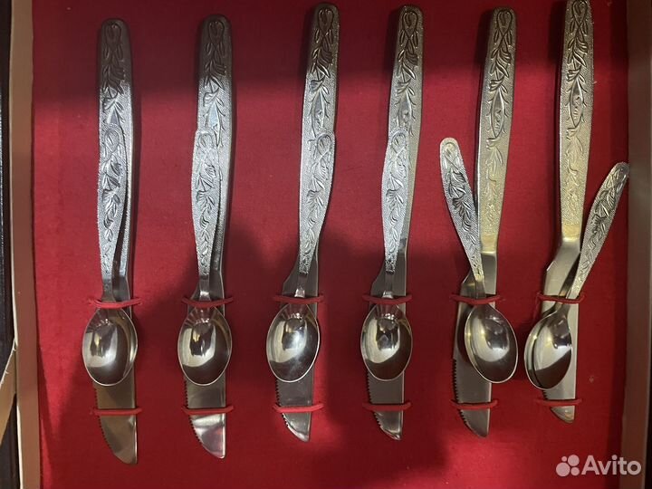 Столовые приборы новые