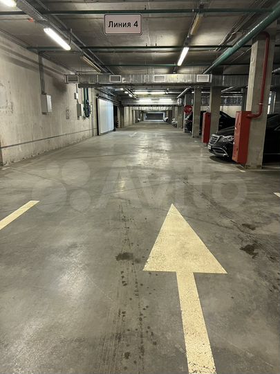 Машиноместо, 13 м²