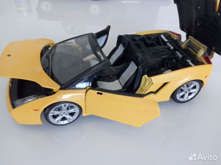 Коллекционная машинка Bburago Lamborghini