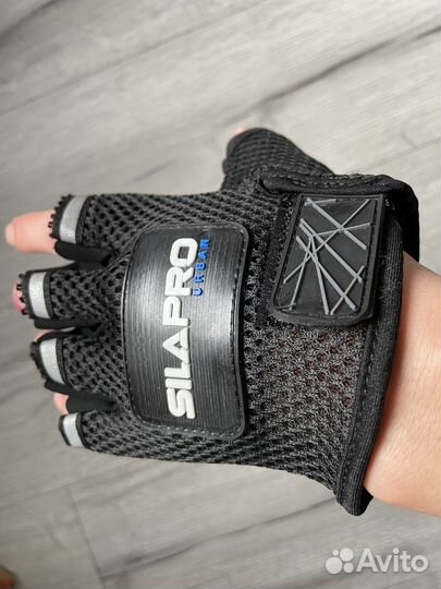 Перчатки для велосипеда и фитнеса