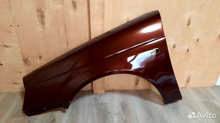 Крыло переднее Лада Приора