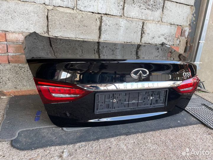 Крышка багажника Инфинити Q50