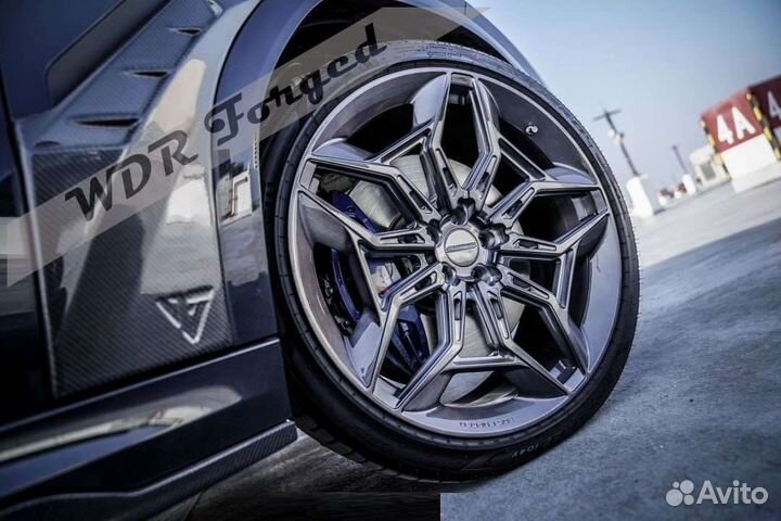 Кованые диски R21 на BMW