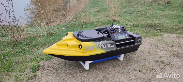 Карповые кораблики с Автопилотом и глубиномером