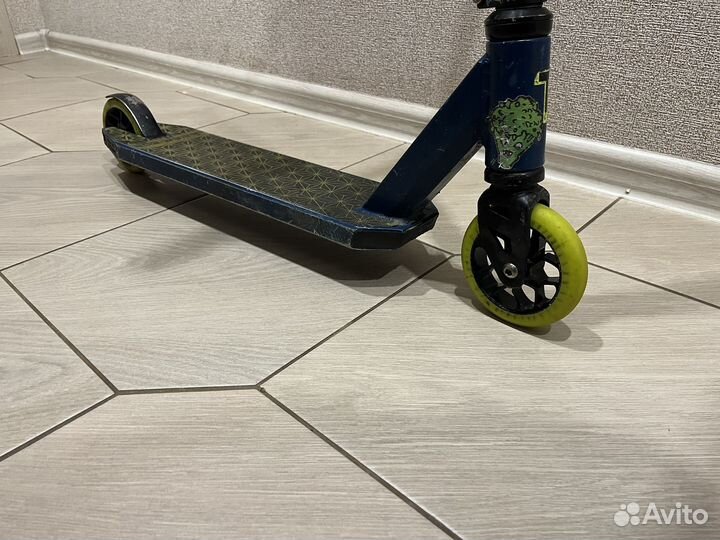 Трюковой самокат