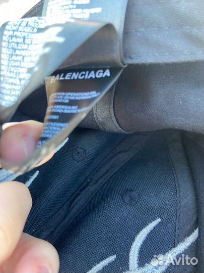 Кепка balenciaga колаборация с gap и yzy