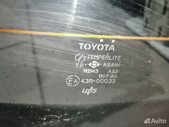 Стекло заднее ветровое Камри XV30. Оригинал. Б/У