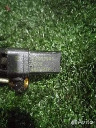 Датчик коленвала Опель 1.8 A18XER