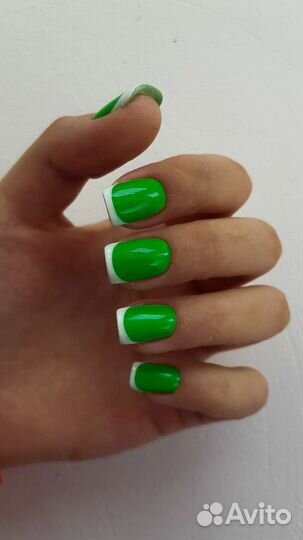 Маникюр парковый