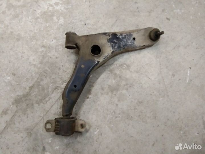 Рычаг передний правый Вольво S40
