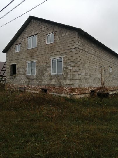 Дом 240 м² на участке 10 сот.