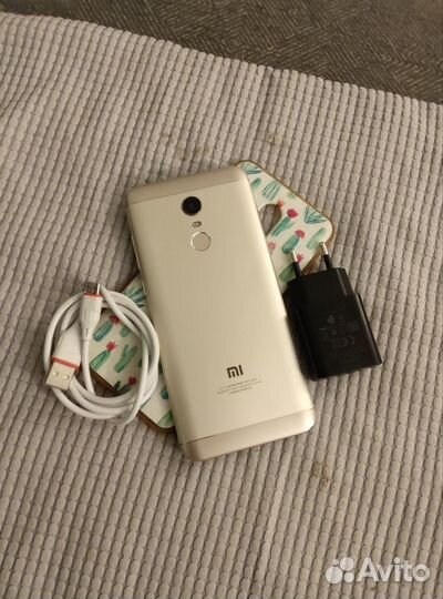 Xiaomi Redmi 5 Plus, 3/32 ГБ