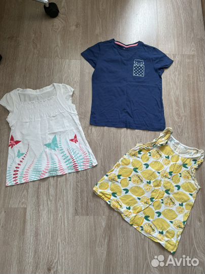 Два пакета одежды