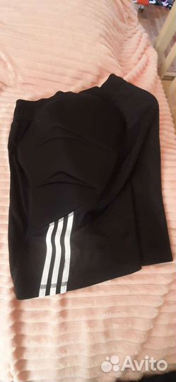 Вратарские шорты футбольные